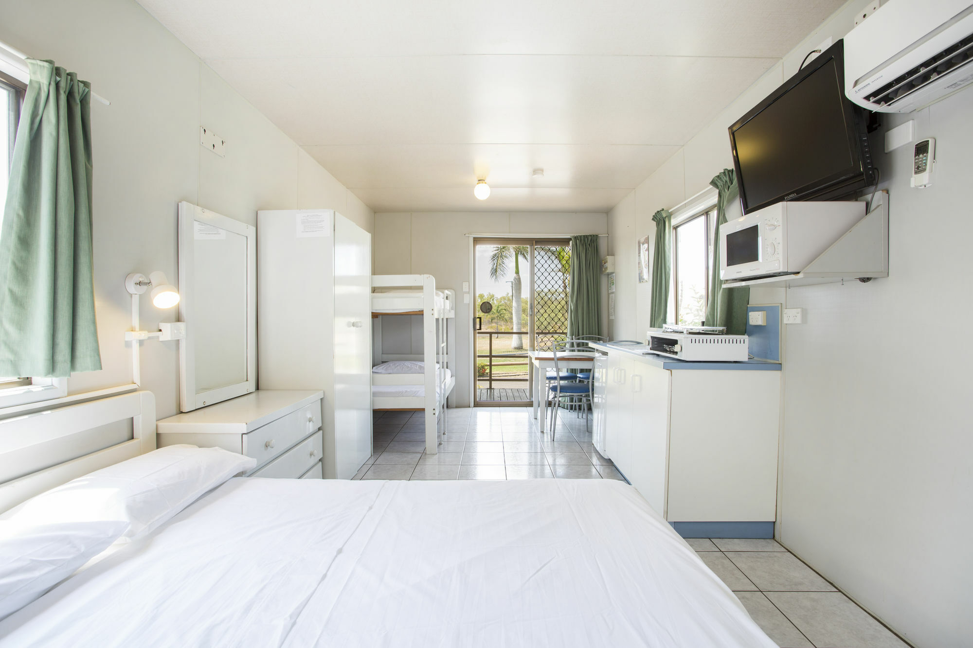 Discovery Parks - Argylla Hotel Mount Isa Bagian luar foto